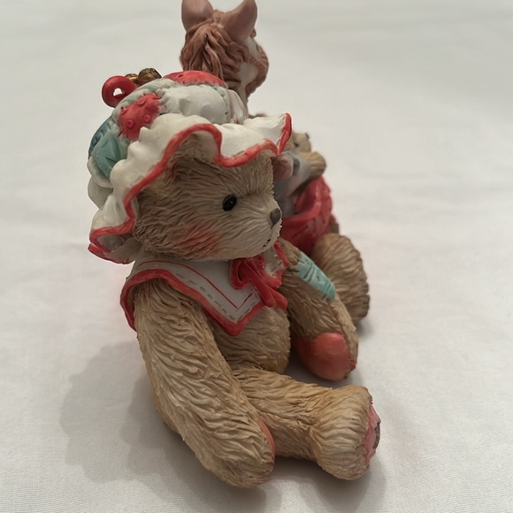 🎄Cherished Teddies 912921 Carolyn W/Toy Bag figurine. 1993 - Picture 2 of 9